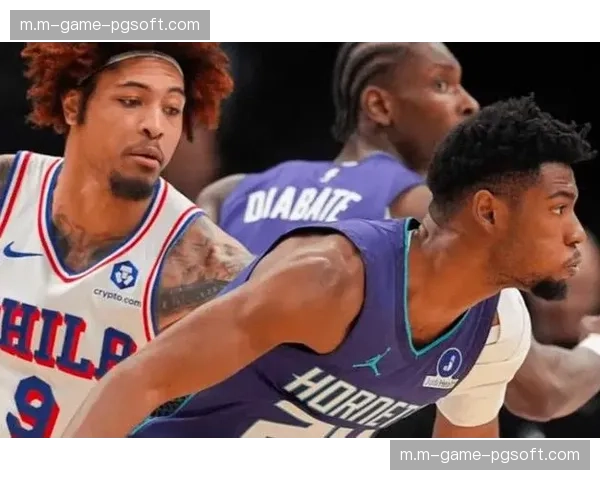 黄蜂近十场防守效率跌至第25 交易后轮换混乱导致失分暴涨